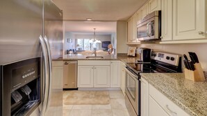 House, Multiple Beds (Two-Bedroom Apartment) | Private kitchen