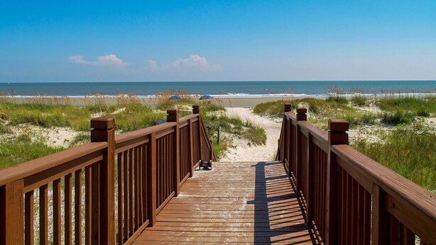 Balcony - Two-bedroom Apartment (Hilton Head Island)