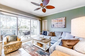 House, Multiple Beds (Two-Bedroom Apartment) | Living room