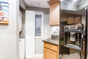 House, Multiple Beds (Two-Bedroom Apartment) | Private kitchen