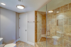 Bathroom - Two-bedroom Apartment (Hilton Head Island)