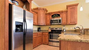 House, Multiple Beds (Two-Bedroom Apartment) | Private kitchen - Two-bedroom Apartment (South Padre Island)