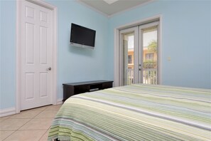 House, Multiple Beds (Two-Bedroom Apartment)