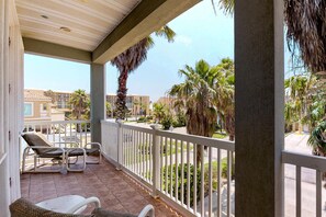 Talo, useita sänkyjä (Two-Bedroom Apartment) | Parveke