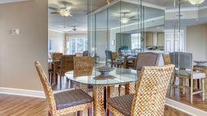Unclassified image, 5 of 94, button - One-bedroom Apartment (Hilton Head Island)