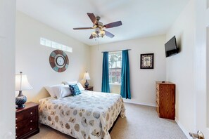 House, Multiple Beds (Three-Bedroom Apartment)