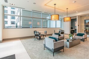 Lobby sitting area - Two-bedroom Apartment (Houston)