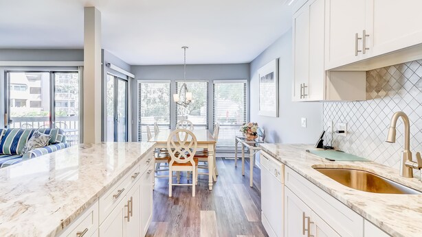 House, Multiple Beds (Two-Bedroom Apartment) | Private kitchen - Two-bedroom Apartment (Hilton Head Island)