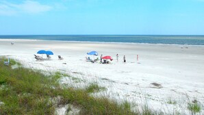 House, Multiple Beds (Two-Bedroom Apartment) | Bathroom - Two-bedroom Apartment (Hilton Head Island)