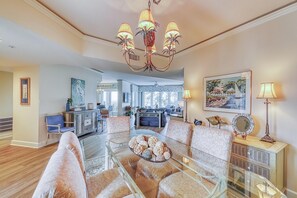 House, Multiple Beds (Three-Bedroom Apartment) | Living room