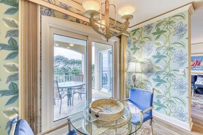 House, Multiple Beds (Three-Bedroom Apartment) | Dining