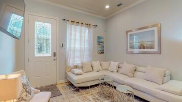 House, Multiple Beds (Two-Bedroom Apartment) | Living room