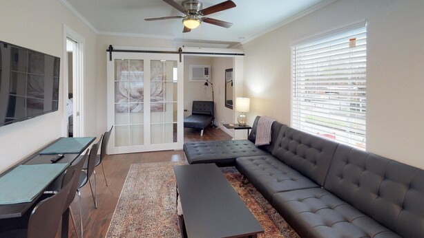 House, Multiple Beds (One-Bedroom Apartment) - One-bedroom Apartment (Houston)