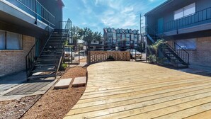 House, Multiple Beds (One-Bedroom Apartment) | Property grounds - One-bedroom Apartment (Houston)
