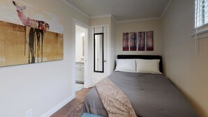 House, Multiple Beds (One-Bedroom Apartment) - One-bedroom Apartment (Houston)