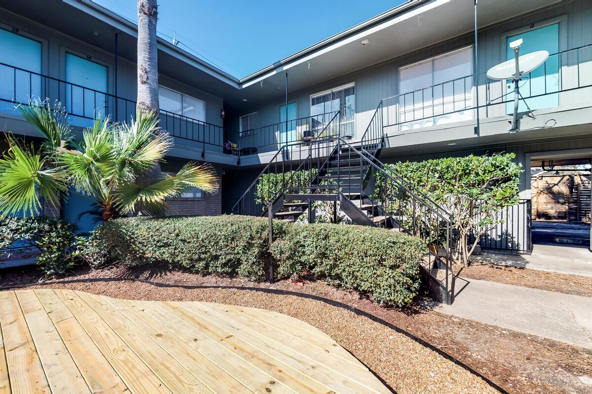 House, Multiple Beds (One-Bedroom Apartment) | Property grounds