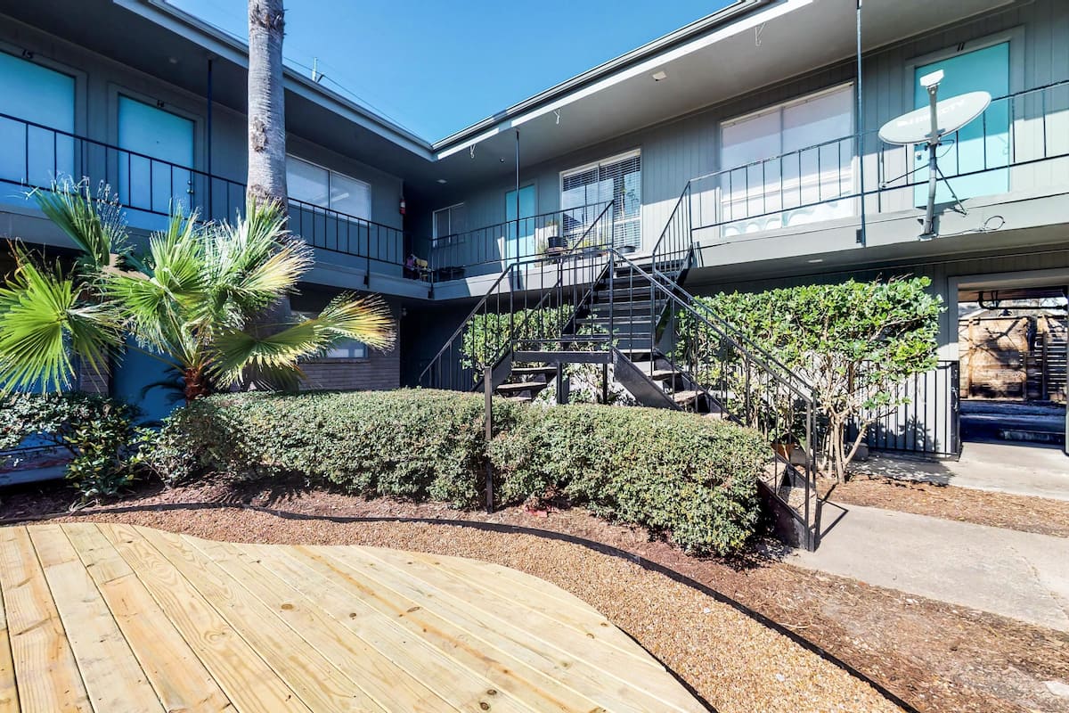 House, Multiple Beds (One-Bedroom Apartment) | Property grounds