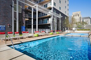 Pool - One-bedroom Apartment (Dallas)