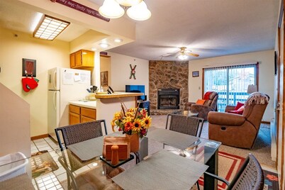 赫爾茲伍德 C103 飯店