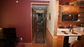 House | Private kitchen | Fridge, microwave, stovetop, dishwasher