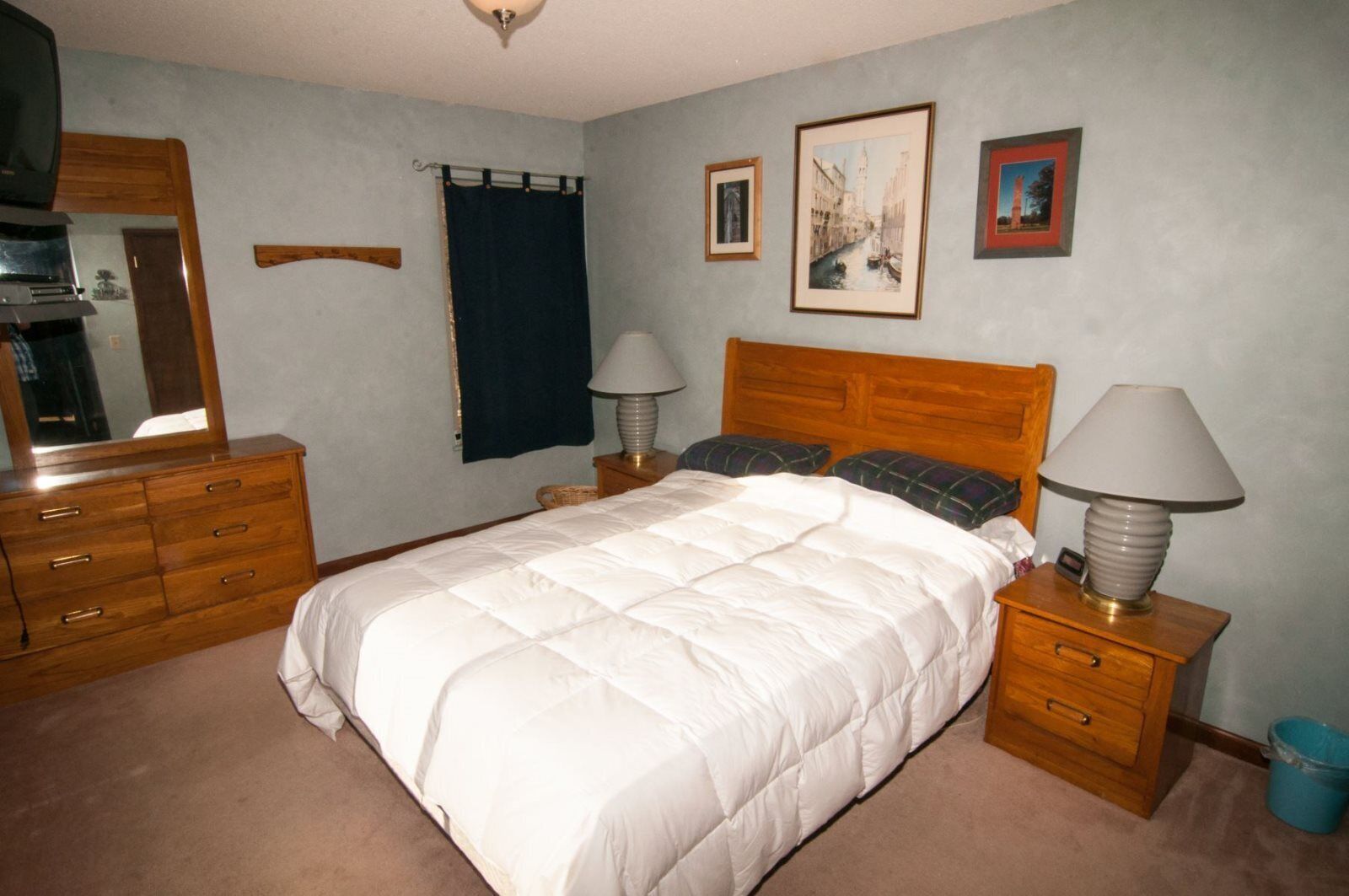 House | 2 bedrooms, desk, free WiFi, bed sheets