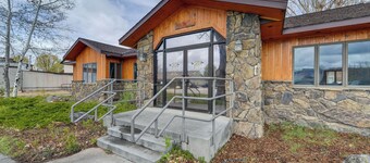 Spacious Home 10 Minutes to Ten Sleep Canyon!