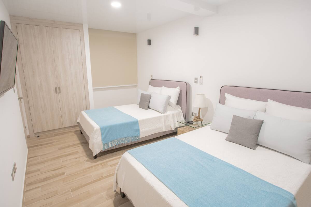 Luxury Apartment, 2 Bedrooms | Premium bedding, memory foam beds, in-room safe, blackout drapes