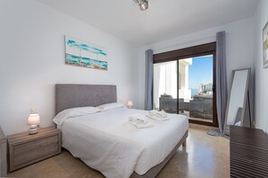 3 slaapkamers, een strijkplank/strijkijzer, gratis wifi