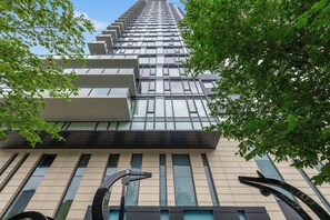 Building design - GLOBALSTAY. Downtown Calgary Apartments  (Calgary)