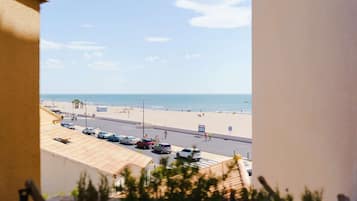 Vlak bij het strand