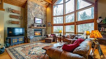 House | Living room | Flat-screen TV