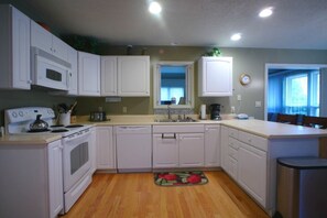 House | Exterior - Deer Run (Davis)