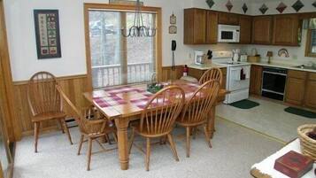 House (Brookside) | Private kitchen