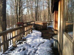 House | Balcony - Cedar Haus (Davis)