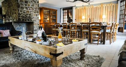Large Chalet "Cœur des Pyrénées," Sleeps 25, with a spa and heated pool (30 degrees)