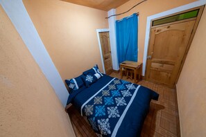 Single Room, Private Bathroom