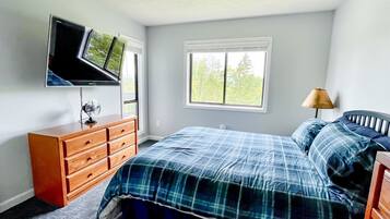 House | 2 bedrooms, free WiFi, bed sheets