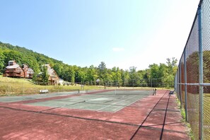 House | Sport court - Beaver Ridge 128 (Davis)