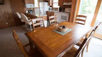 House (Alpha Vista) | Private kitchen | Fridge, microwave, dishwasher, coffee/tea maker