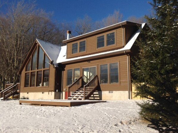 House | Exterior - Alpen View (Davis)