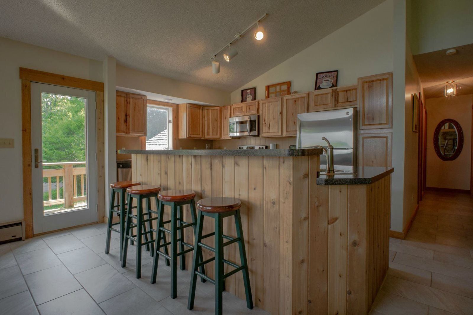 House | Private kitchen | Coffee/tea maker, cookware/dishes/utensils, paper towels