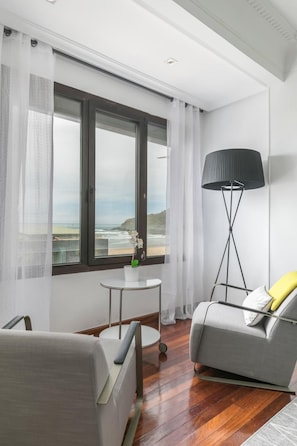 Interior - Bondi Family Escape (Bondi Beach)