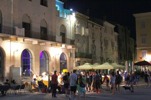 Outdoor dining - Villa Barmel Apartment with balcony (Apt 2) (Pula)