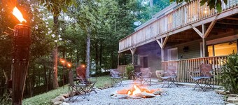 The Omega Retreat:  Charm Meets Forest Tranquility on the Cumberland River