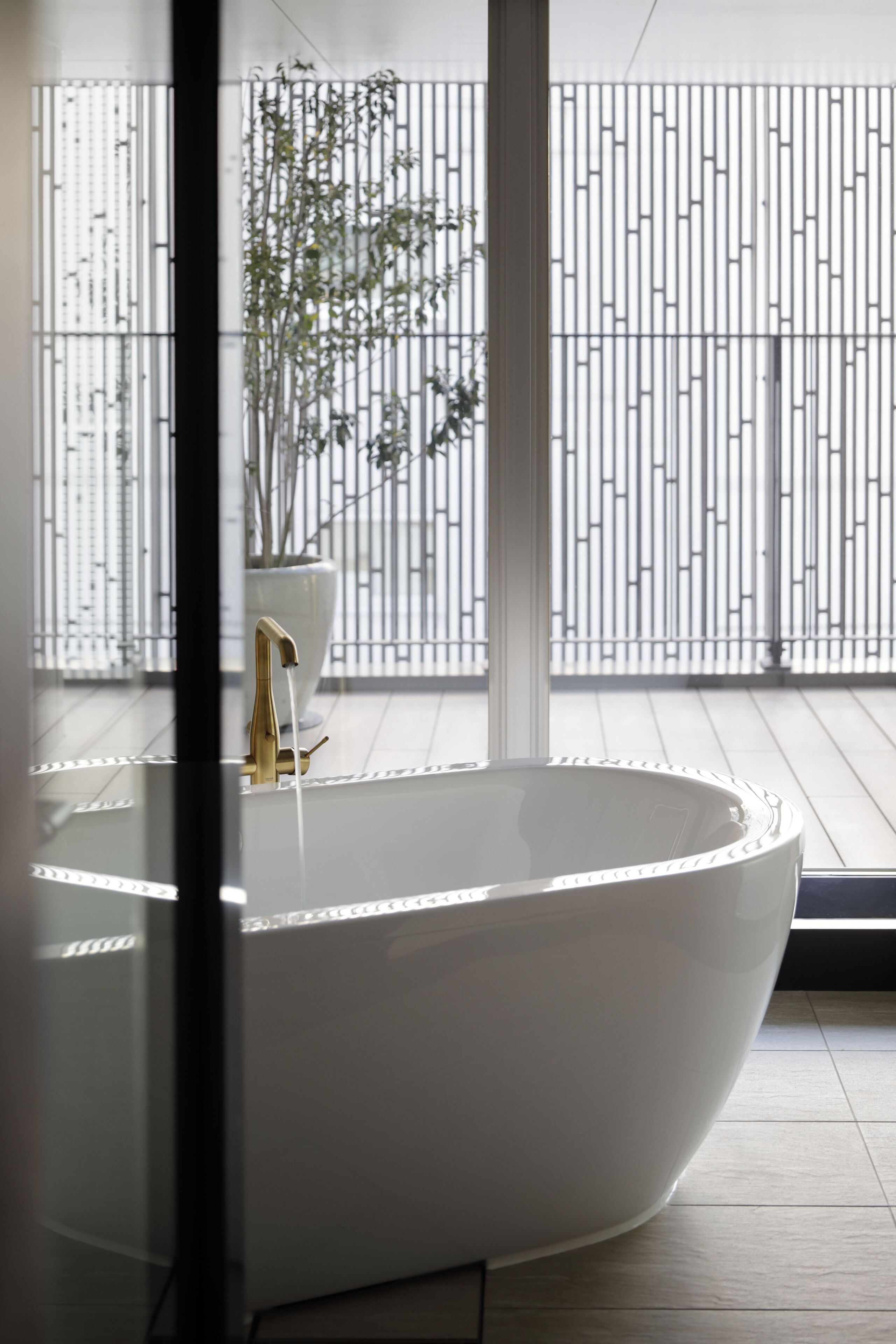 Separate tub and shower, eco-friendly toiletries, hair dryer, slippers