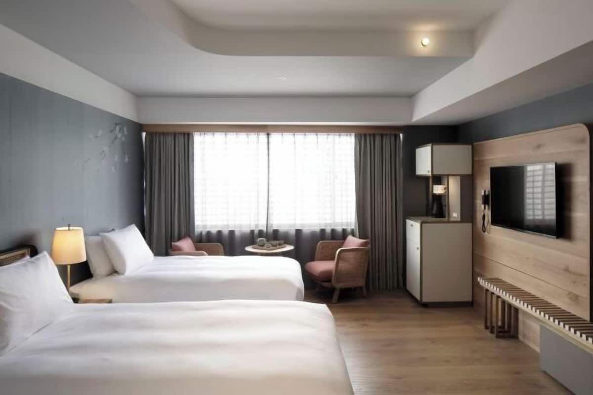 1 Schlafzimmer, Zimmersafe, individuell dekoriert