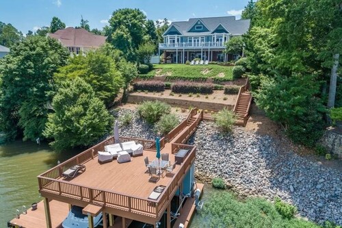 Big Water Lodge | Main Lake | Luxury Rental | Spectacular views | 5BR / 4BA |