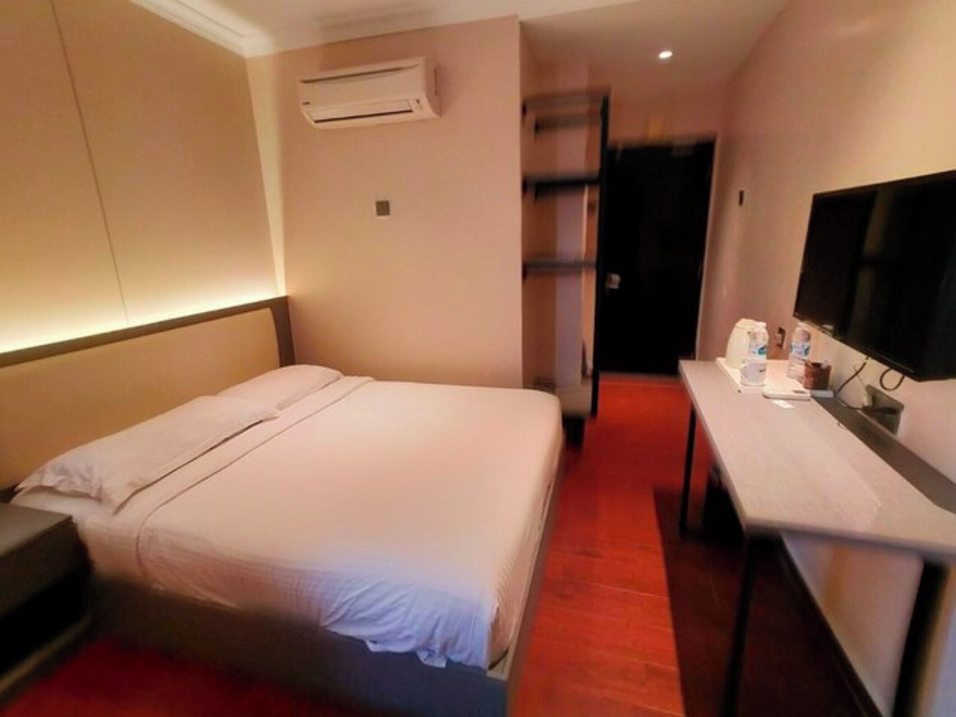 Foto - Collection O GHC Near Penang Street Art Formerly Queen City Hotel