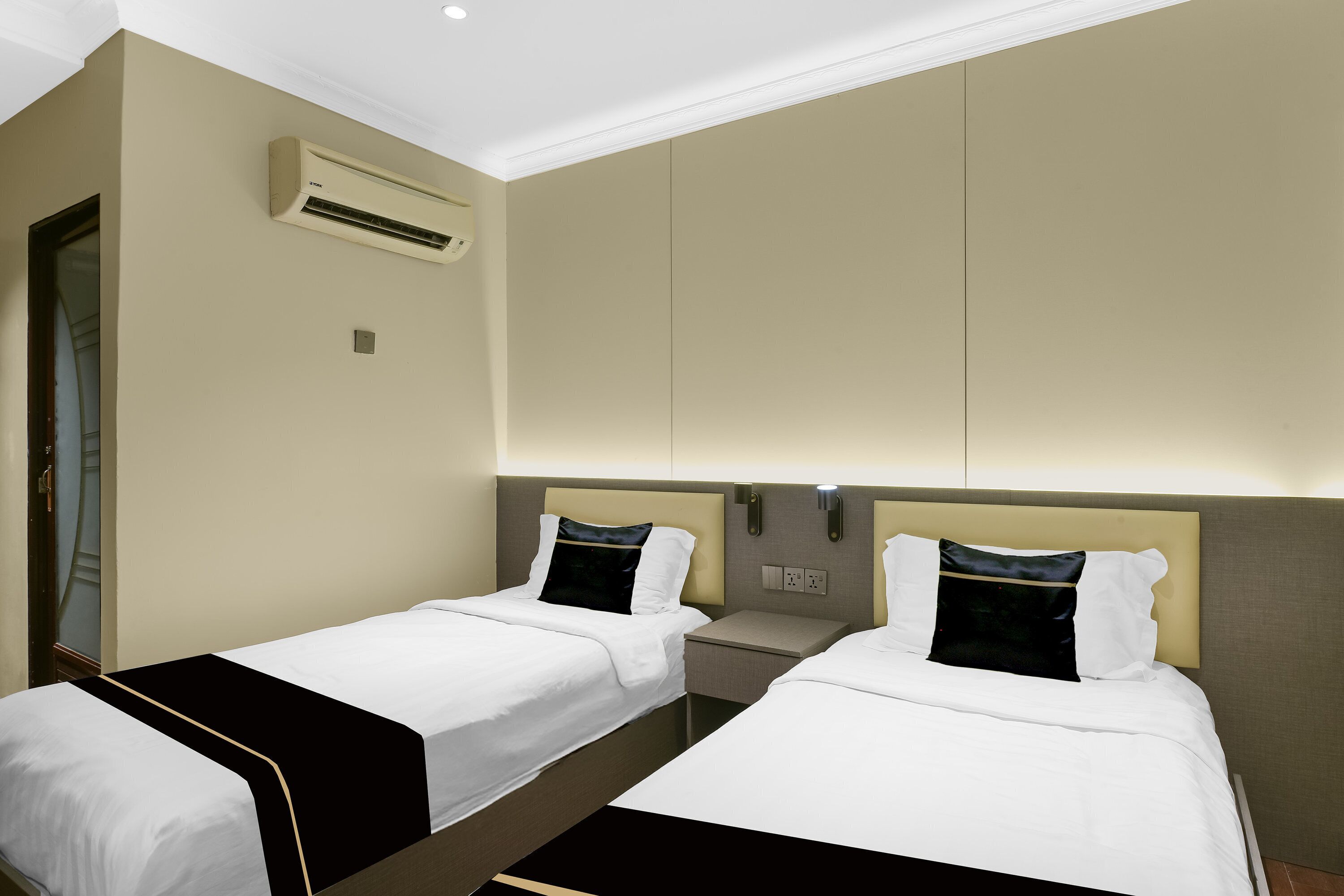 Habitación estándar con 2 camas individuales, 2 camas individuales | Wifi gratis y ropa de cama