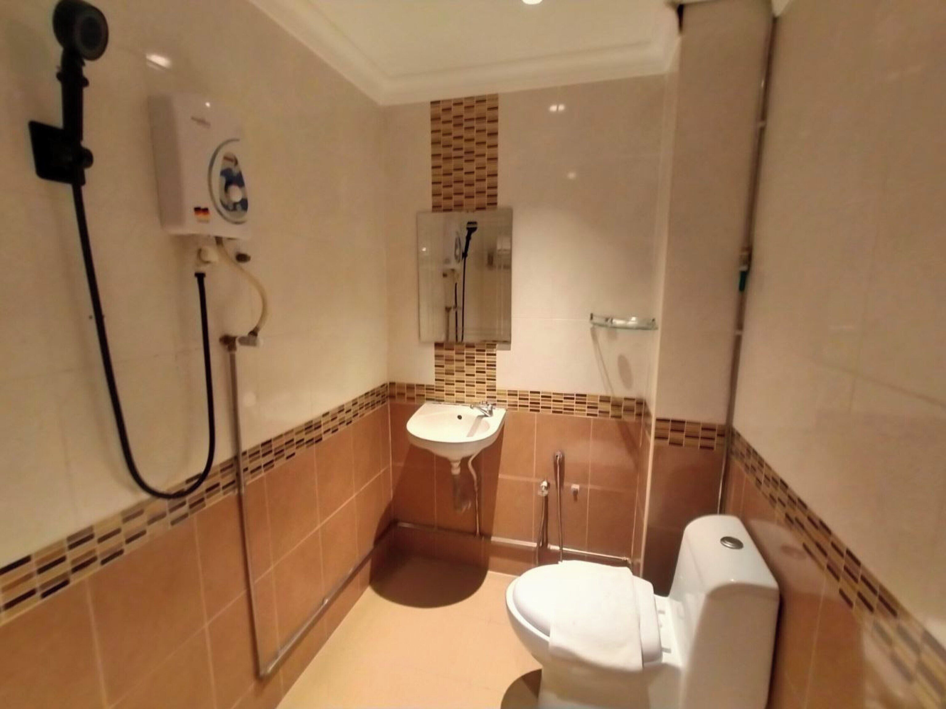 Foto - Collection O GHC Near Penang Street Art Formerly Queen City Hotel